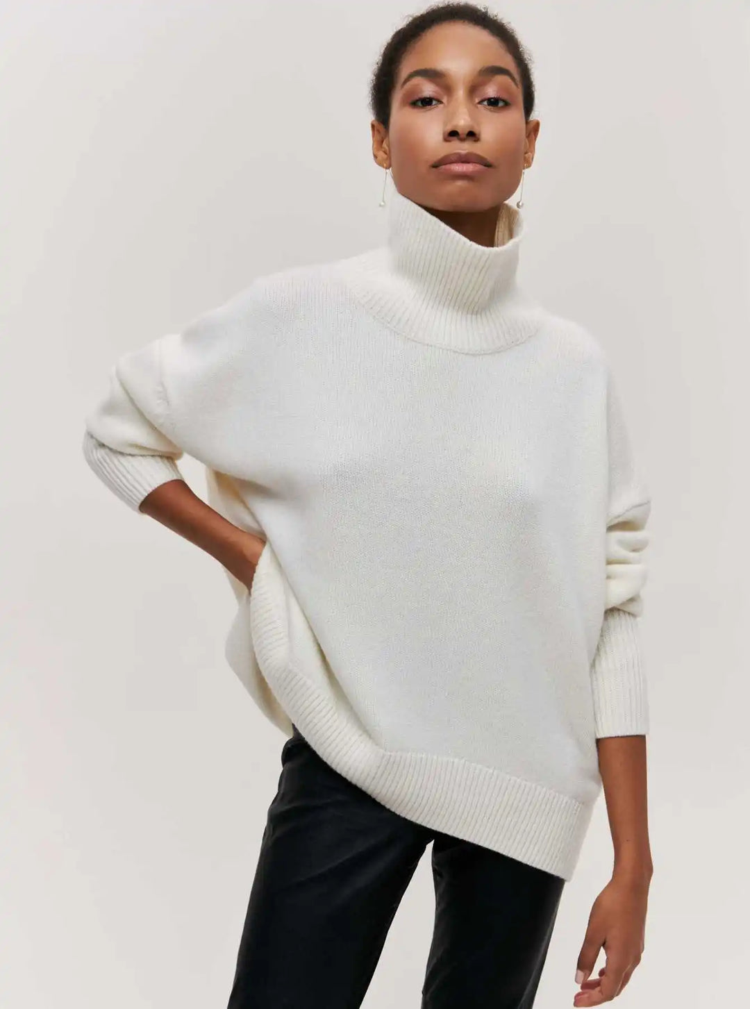 Olivia | Elegant Roll Neck Jumper